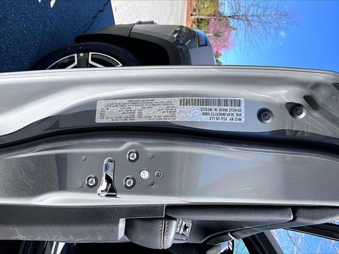 New 2026 Jeep Cherokee Limited image 35