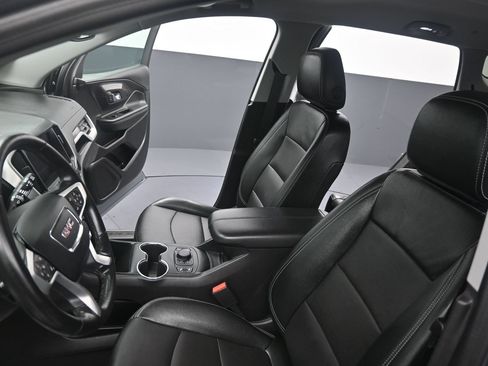 Used 2024 GMC Terrain SLT w/ Elevation Edition AWD/4WD image 21