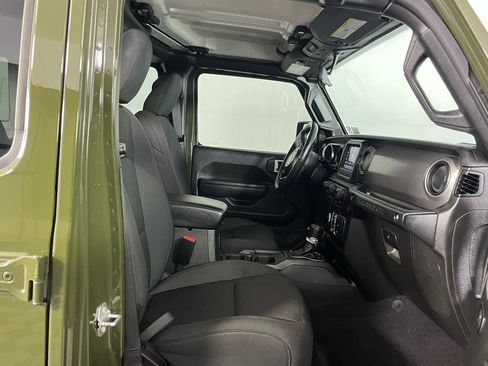 Used 2023 Jeep Wrangler Unlimited w/ Cold Weather Group image 27