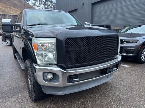 Used 2015 Ford F250 XLT w/ XLT Premium Package image 17
