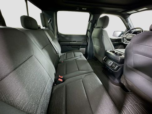 Certified 2022 Ford F150 XLT w/ Equipment Group 302A High image 26