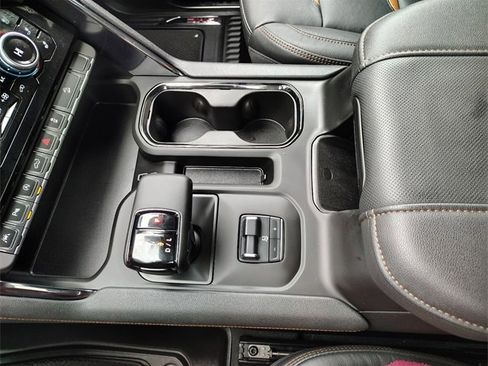 Used 2024 GMC Sierra 1500 AT4 w/ AT4 Preferred Package image 26