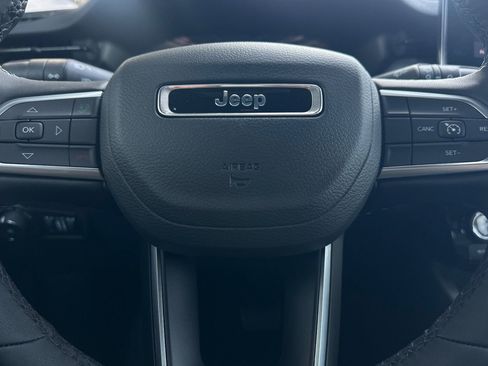 New 2026 Jeep Compass Latitude image 20