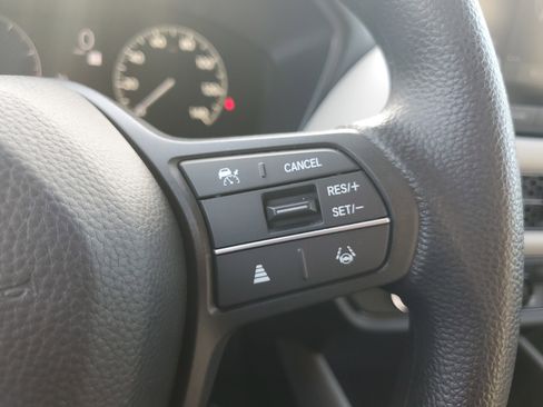 Used 2023 Honda HR-V LX image 29