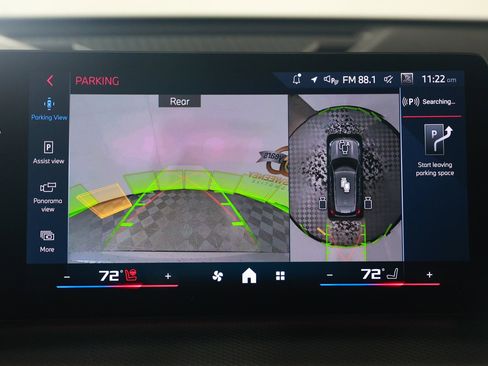 Certified 2025 BMW X1 M35i w/ Premium Package image 19