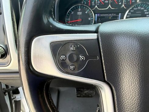 Used 2018 GMC Sierra 1500 SLT w/ SLT Premium Package AWD/4WD image 19