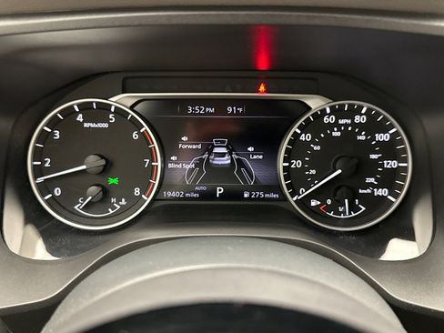 Used 2023 Nissan Rogue SV w/ SV Premium B Package AWD/4WD image 13