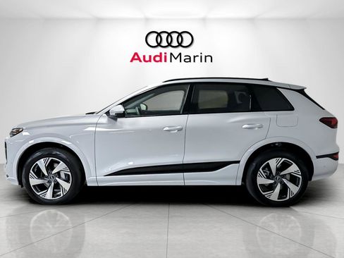 New 2025 Audi Q6 e-tron Premium Plus image 2