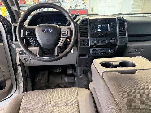 Used 2018 Ford F150 XLT AWD/4WD image 14