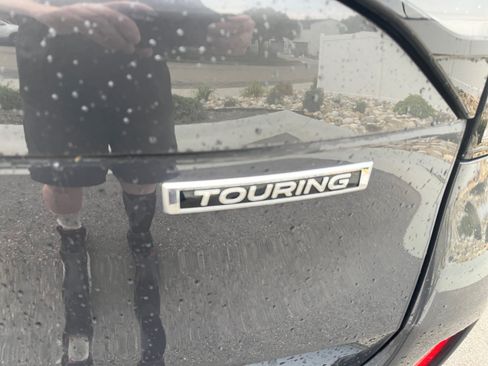 Used 2025 Subaru Forester Touring AWD/4WD image 24