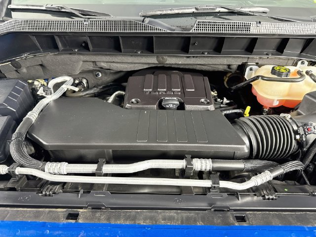 Used 2023 Chevrolet Silverado 1500 Custom AWD/4WD image 30