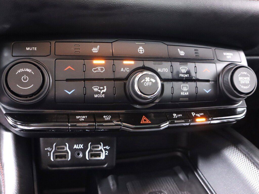 Used 2022 Dodge Durango R/T w/ Trailer Tow Group IV AWD/4WD image 23