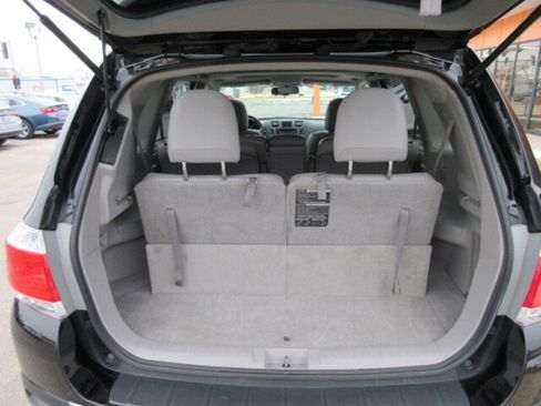 Used 2013 Toyota Highlander Limited image 37