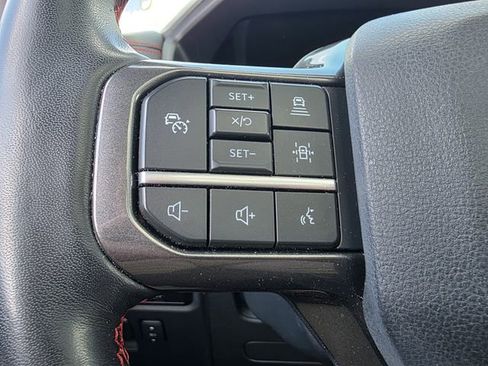 Used 2023 Ford Expedition Limited AWD/4WD image 16