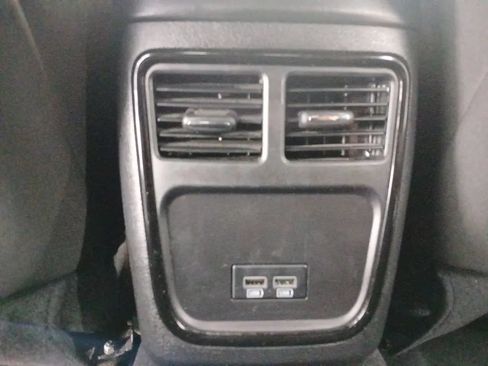 Used 2022 Dodge Charger SXT w/ Blacktop Package RWD image 28
