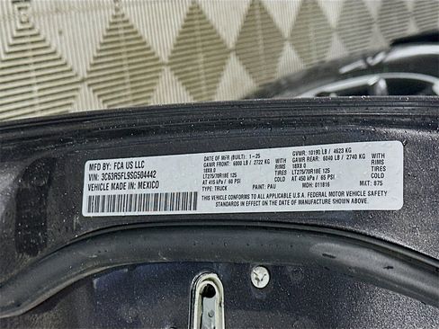 New 2025 RAM 2500 Laramie image 19