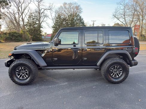 New 2026 Jeep Wrangler Unlimited Rubicon 392 image 10