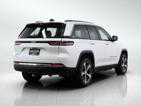 Used 2023 Jeep Grand Cherokee 4WD 4xe w/ Luxury Tech Group II image 6