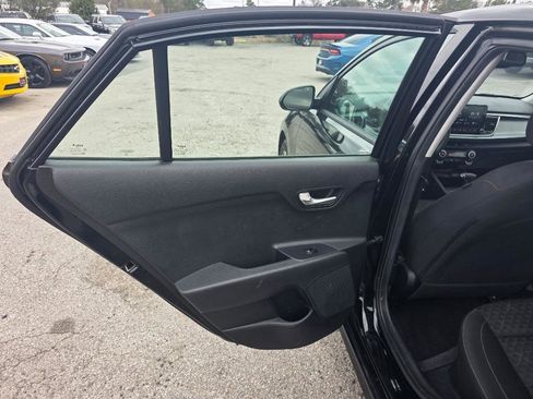 Used 2023 Kia Rio S w/ Technology Package image 8