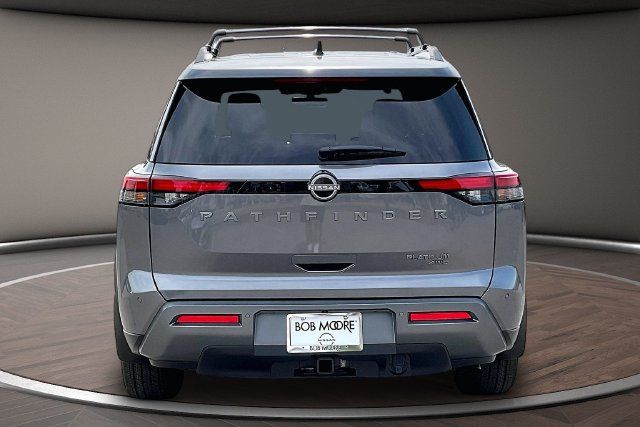 New 2026 Nissan Pathfinder Platinum w/ Accent Package AWD/4WD image 4