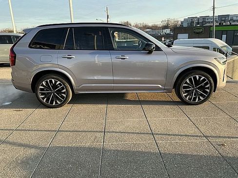 New 2026 Volvo XC90 T8 Ultra w/ Protection Package image 7