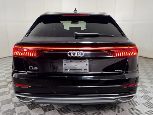 Used 2021 Audi Q8 Premium Plus image 3
