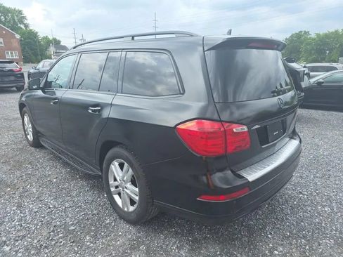 Used 2016 Mercedes-Benz GL 320 BlueTEC 4MATIC w/ Premium I Package image 4