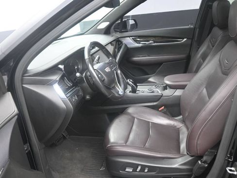 Used 2020 Cadillac XT6 Premium Luxury FWD image 10