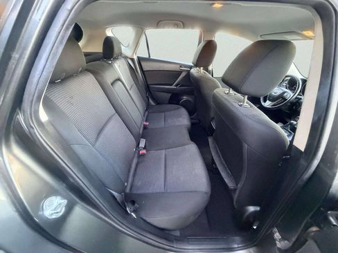 Used 2013 MAZDA MAZDA3 i Touring FWD image 23