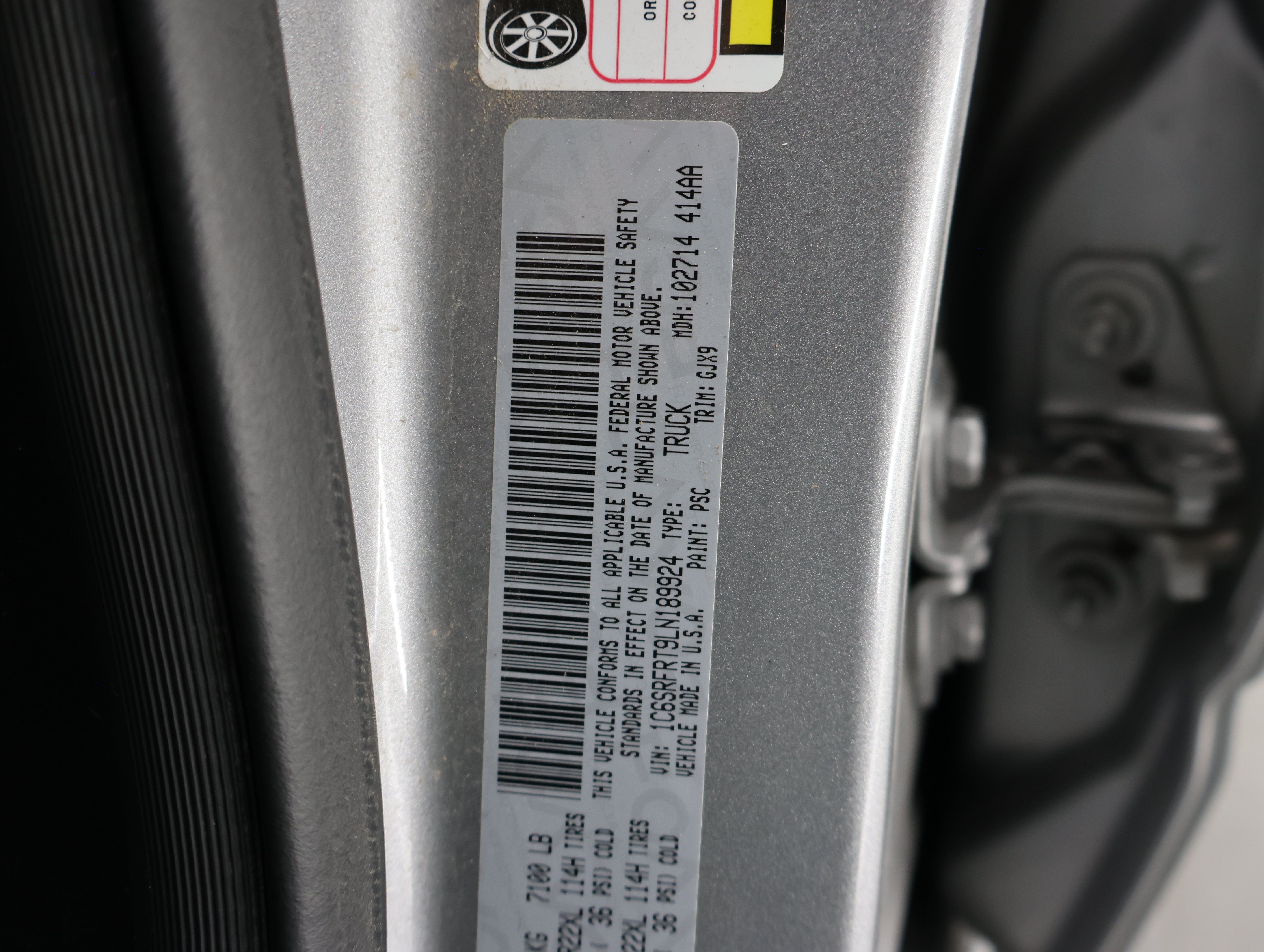 Used 2020 RAM 1500 Laramie AWD/4WD image 64