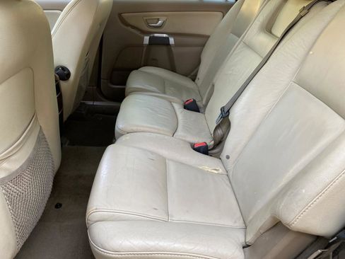 Used 2011 Volvo XC90 3.2 image 32