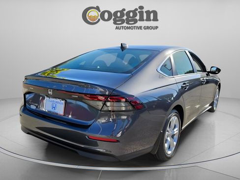 New 2025 Honda Accord LX image 7