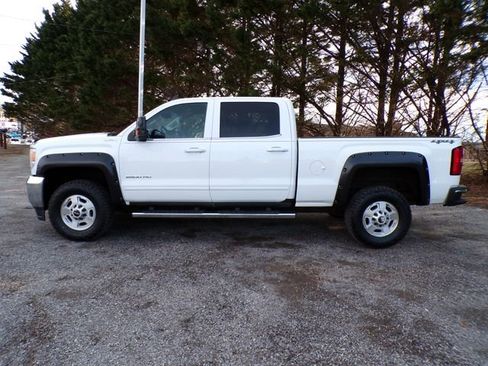 Used 2015 GMC Sierra 2500 SLE image 2