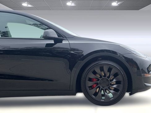 Used 2022 Tesla Model Y Performance AWD/4WD image 35