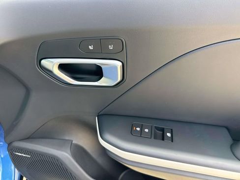 New 2025 Kia K4 GT-Line Turbo image 17