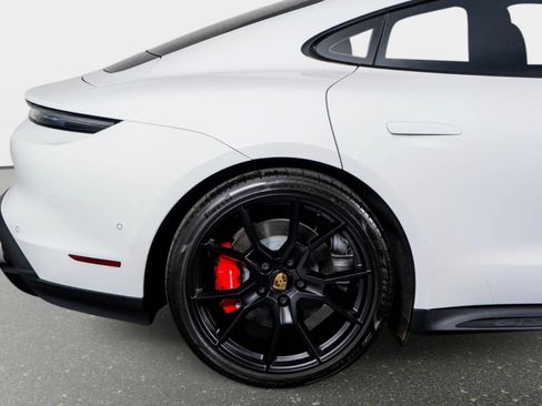 Used 2024 Porsche Taycan GTS w/ Premium Package (P6U) image 30