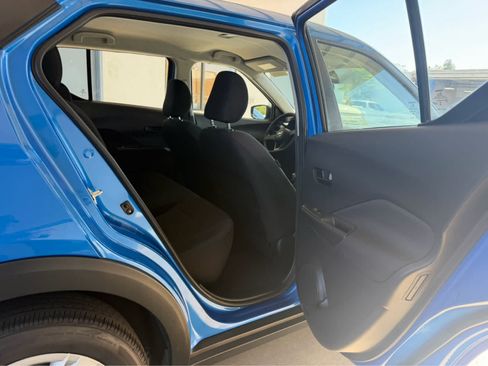 Used 2024 Nissan Kicks S FWD image 6