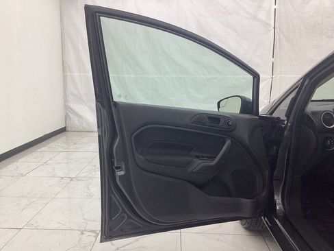 Used 2019 Ford Fiesta SE image 18