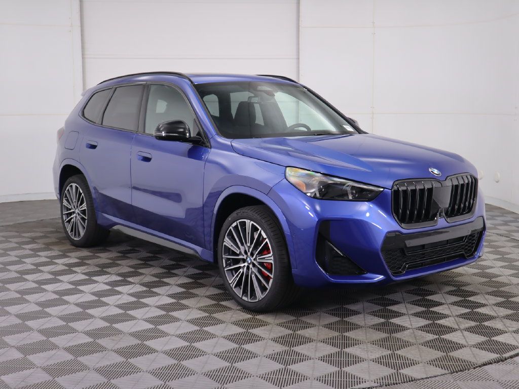 Certified 2026 BMW X1 xDrive28i w/ Technology Package AWD/4WD image 4
