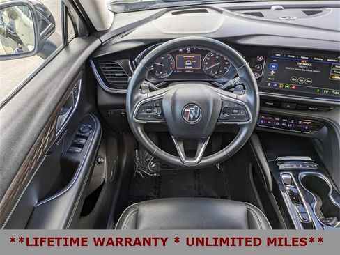 Used 2023 Buick Envision Avenir image 18