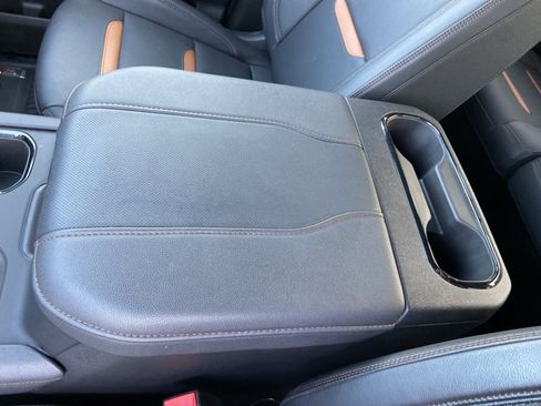 Used 2025 GMC Sierra 1500 AT4 AWD/4WD image 45