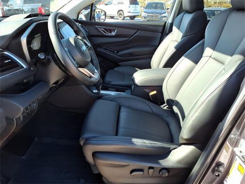 Certified 2025 Subaru Ascent Limited image 6