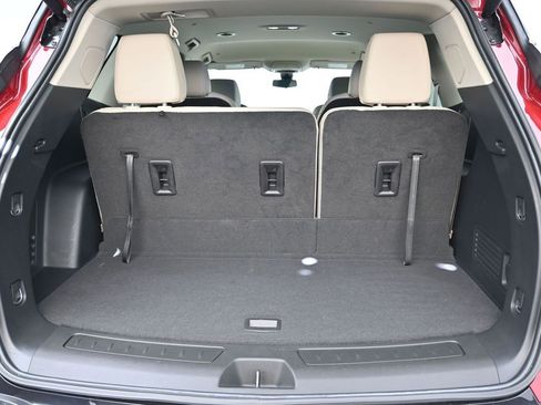 Certified 2020 Buick Enclave Essence w/ Sound and Sites Package image 26