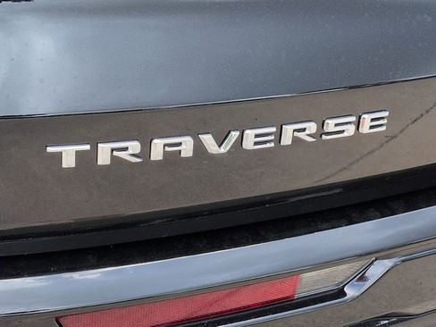 New 2026 Chevrolet Traverse High Country FWD image 6