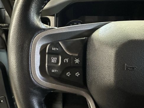 Used 2023 Ford Bronco Badlands image 30