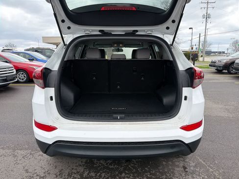 Used 2017 Hyundai Tucson SE FWD image 35