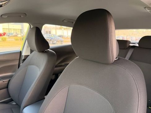 New 2026 Hyundai Kona SE image 23