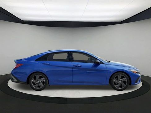 New 2026 Hyundai Elantra Sport image 7