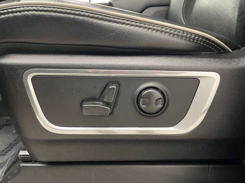 Used 2022 RAM 1500 Laramie image 9