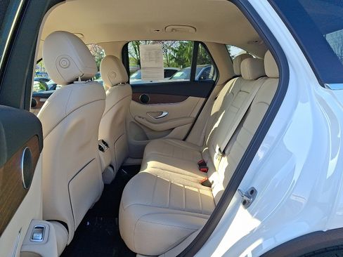 Certified 2022 Mercedes-Benz GLC 300 4MATIC image 10